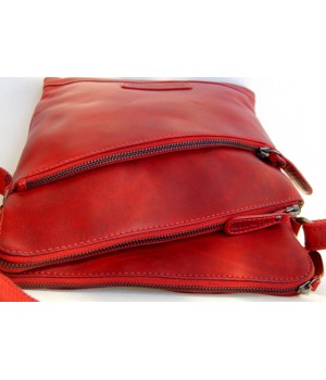 Rote praktische Handtasche